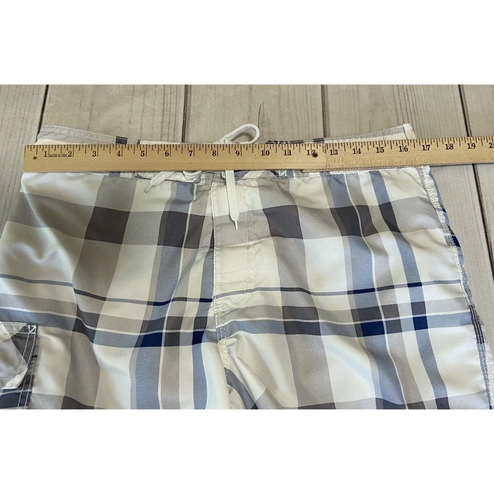 Old Navy Men's Size Medium Swim Trunks Bathing Suit White Blue Gray Plaid